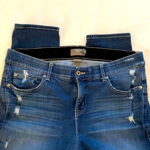 Crop bombshell skinny jeans